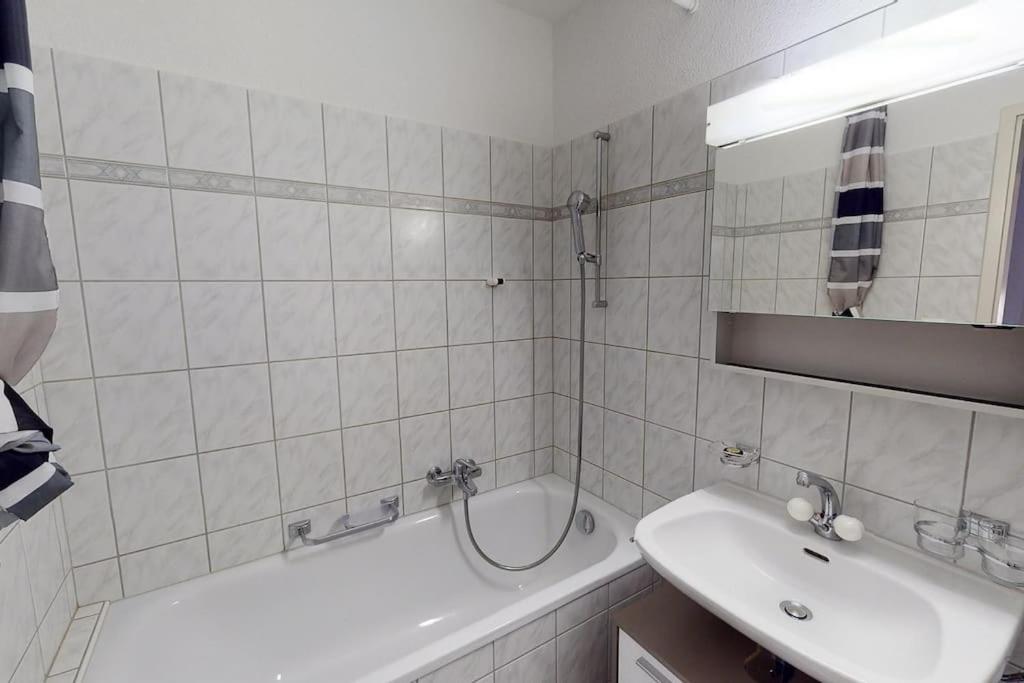 Bright 1 Bedroom Flat In The City Centre Zürich Eksteriør bilde