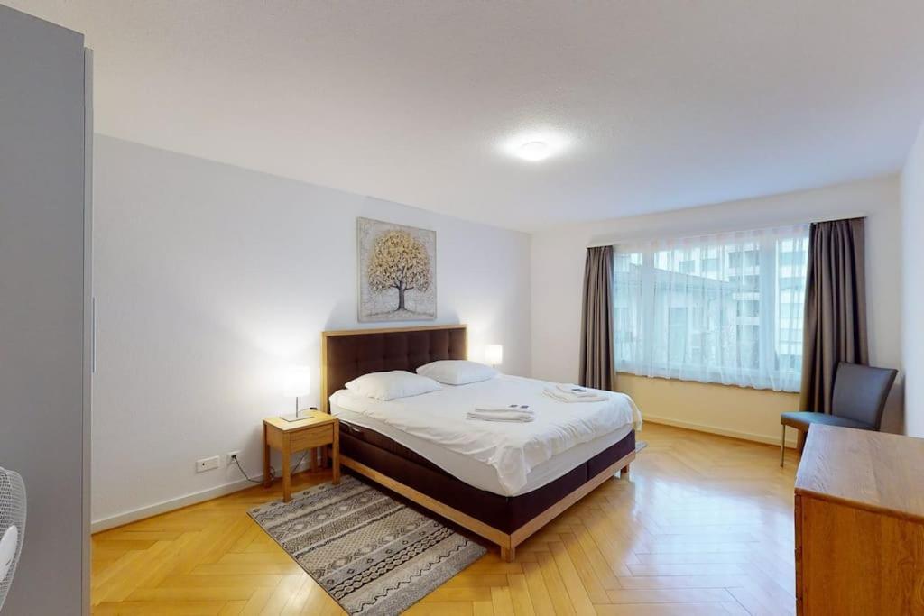 Bright 1 Bedroom Flat In The City Centre Zürich Eksteriør bilde